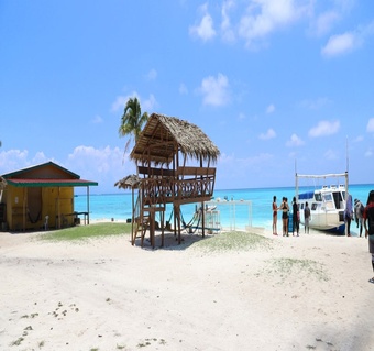 코타키나발루 만타나니 섬 투어 완벽 가이드: 에메랄드 바다와 반딧불의 환상적 만남