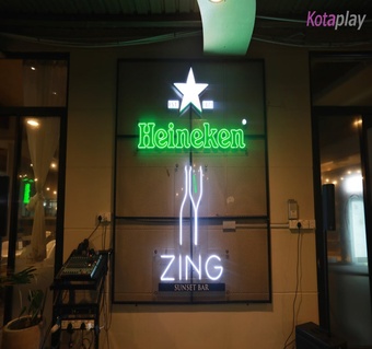 코타키나발루 징 레스토랑: 탄중아루 일몰과 함께하는 완벽한 디너