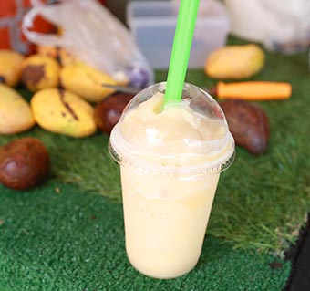 생과일쥬스 1링깃 할인